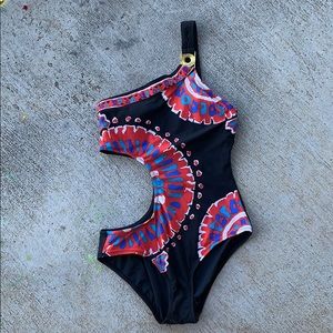 Trunk Turk one piece size 8
